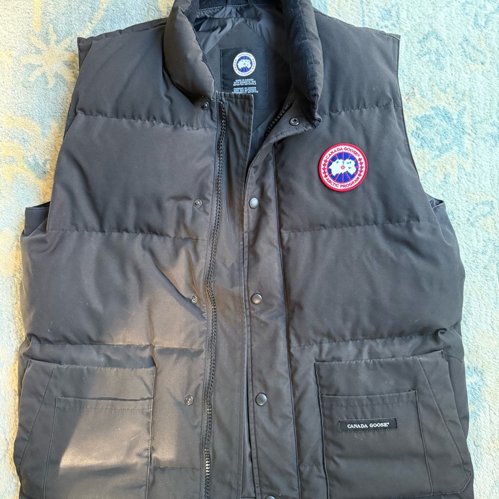Canada Goose Black Puffer Vest